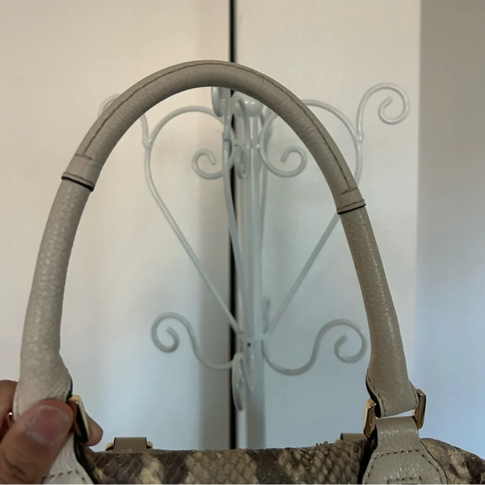 Michael Kors Snakeskin-Print Beige Leather Shoulder Bag With Gold-Tone Accents & - Picture 13 of 16